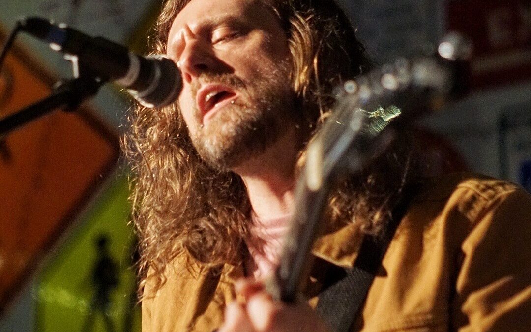 Live music with Rugan Lewis
