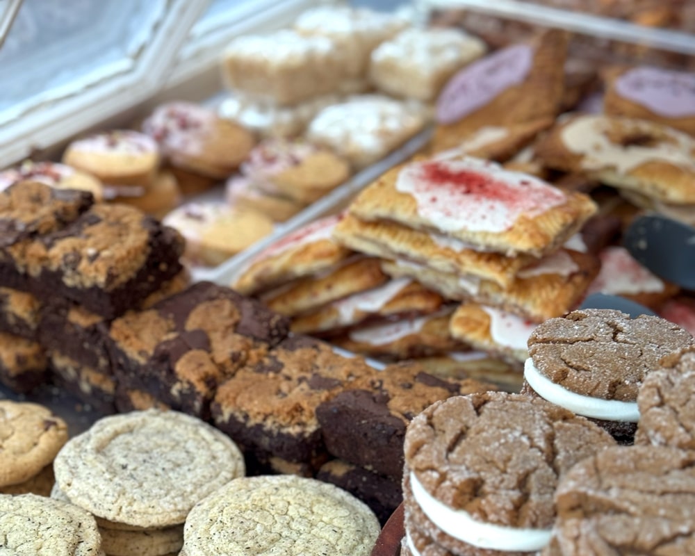 Life is short. Eat a flower.